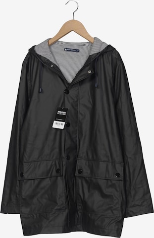 PETIT BATEAU Mantel S in Schwarz: Vorderseite