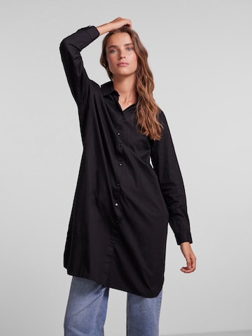 PIECES Shirt Dress in Black: front