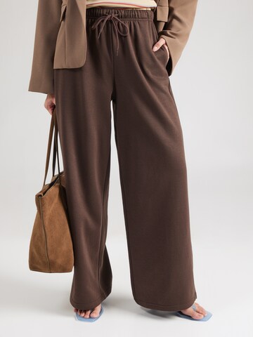 PIECES Wide leg Pants 'PCChilli' in Brown: front