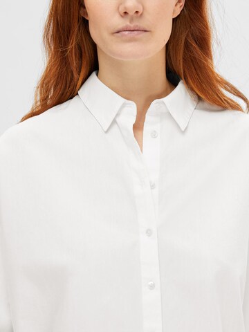Chemisier 'Dina-Sanni' SELECTED FEMME en blanc