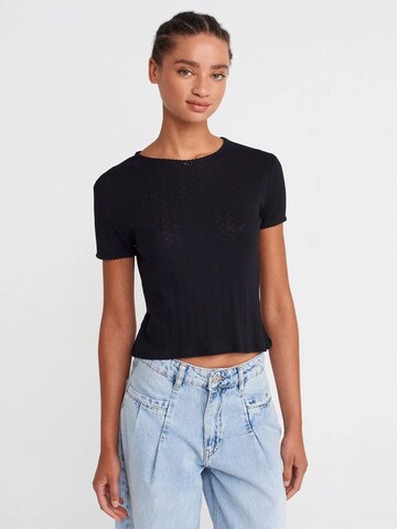 Dilvin Shirt in Black: front