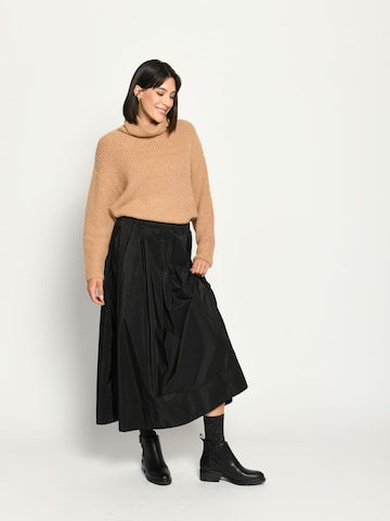 White Label by RoFa Skirt in Black