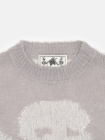 ENRAGE - Jersey talla grande 'LOOSE KNIT' en gris