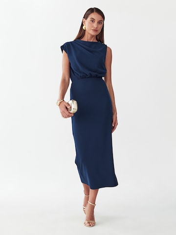 Robe de soirée St MRLO en bleu