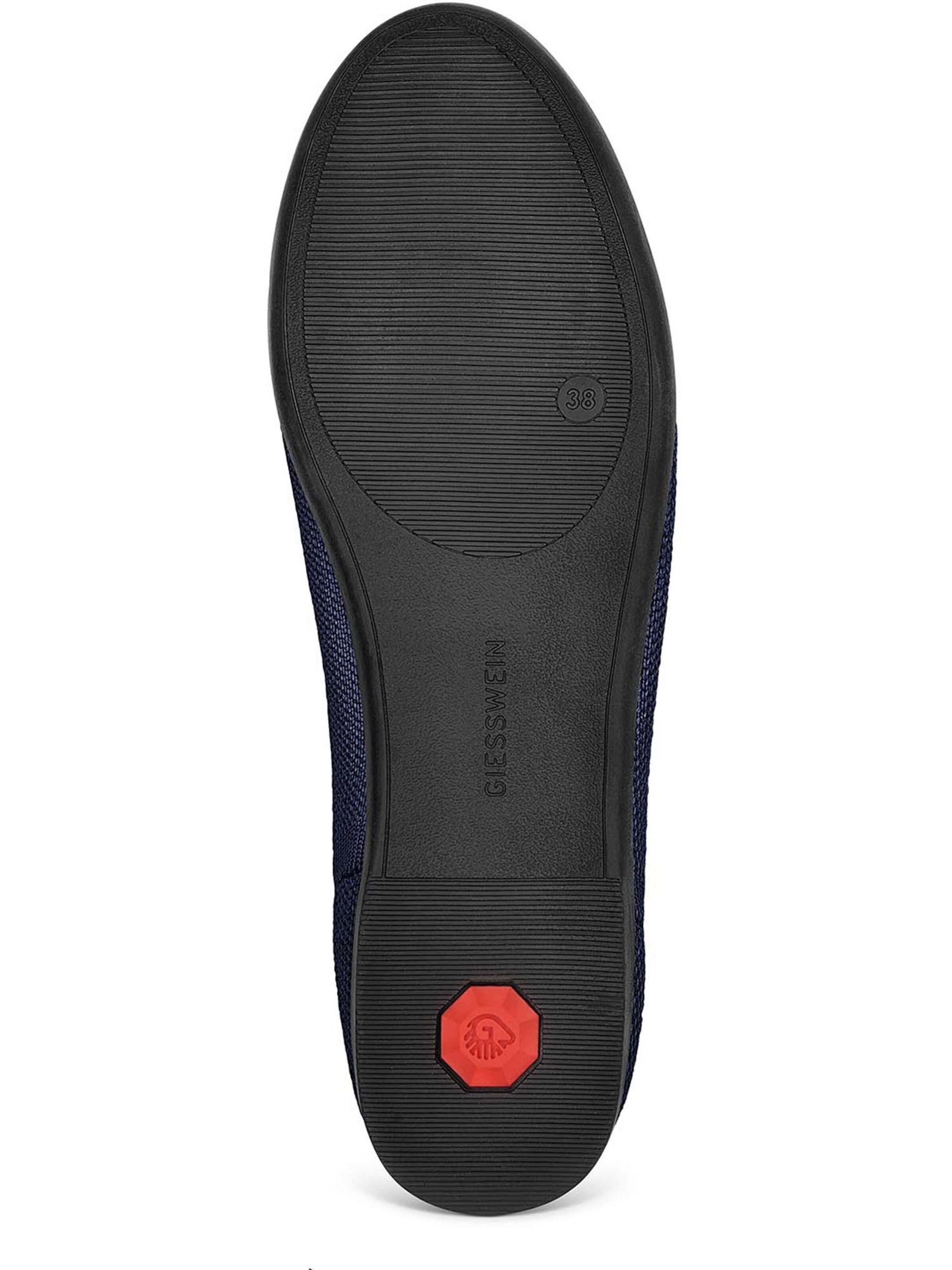 GIESSWEIN Ballerina in Blue