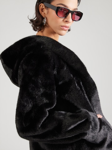 Mauritius Winter coat '2Wtherezia' in Black
