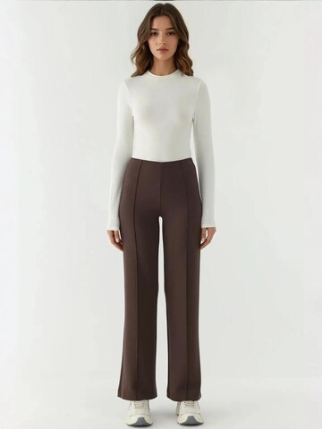 Hiccup Regular Broek in Bruin