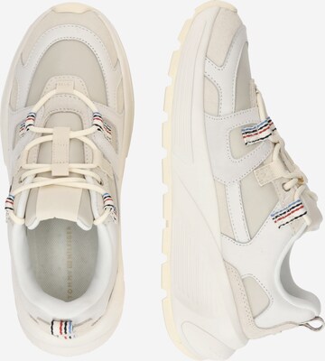 TOMMY HILFIGER Sneaker in Beige