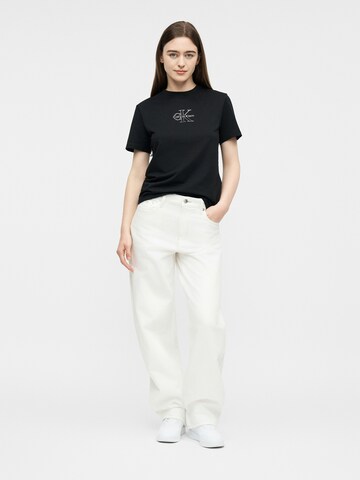 Barrel Jeans de la Calvin Klein Jeans pe alb