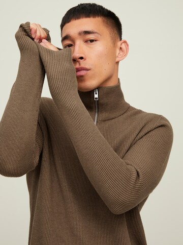 JACK & JONES Pullover 'Perfect' in Braun