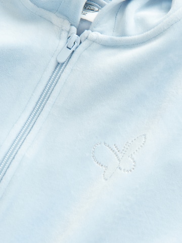 Hanorac de la Cool Club pe albastru