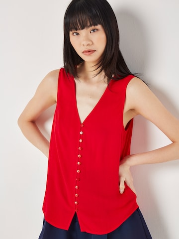 Chemisier Apricot en rouge : devant