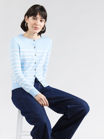 Cardigan GAP en bleu : devant