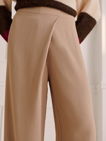 Guido Maria Kretschmer Women - regular Pantalón 'Hanne' en beige