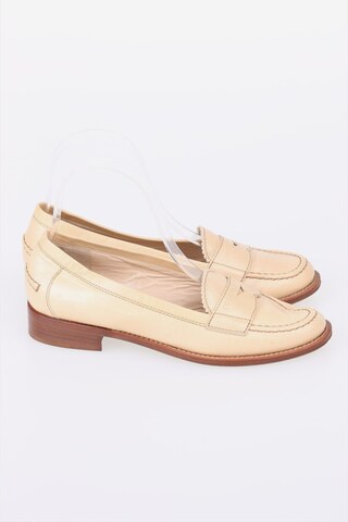 Coccinelle Flats & Loafers in 38 in Beige