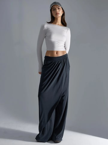 T-shirt Busem en beige