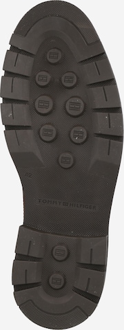 TOMMY HILFIGER - Botas con cordones en marrón