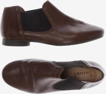 THINK! Flats & Loafers in 35 in Brown: front
