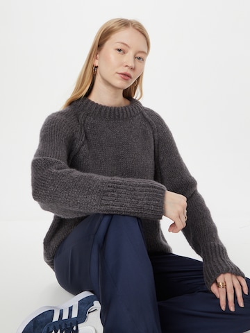 ESPRIT Pullover in Grau