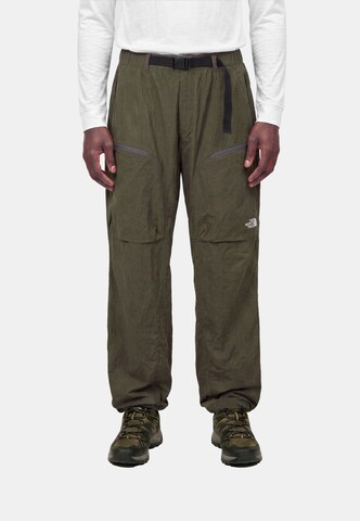 regular Pantaloni di THE NORTH FACE in verde: frontale