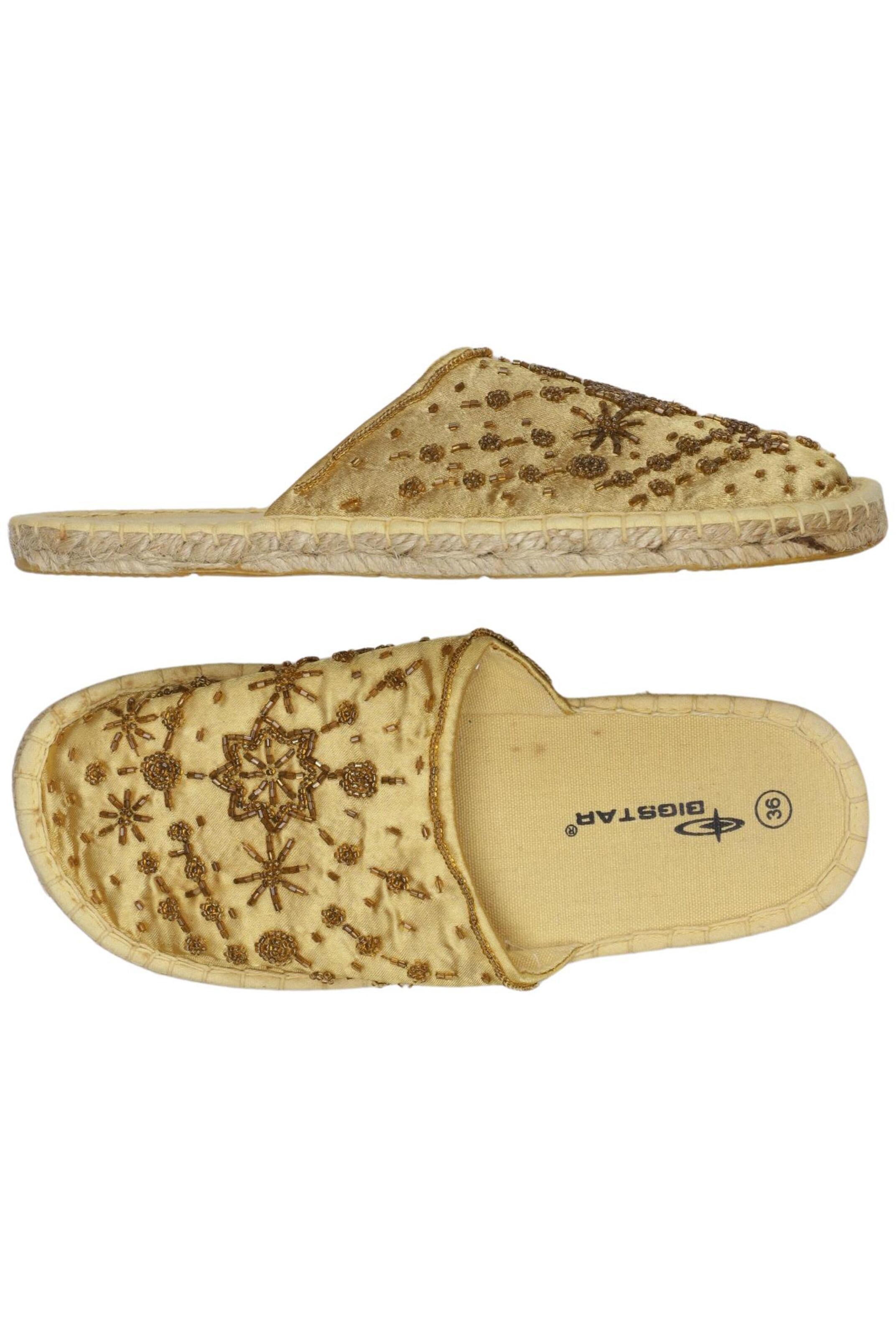 BIG STAR Sandals & High-Heeled Sandals in 36 in Gold: front