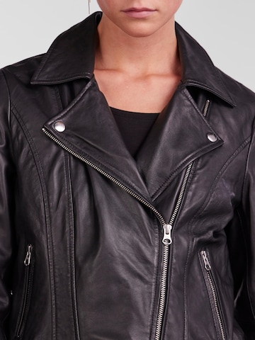 PIECESPrijelazna jakna - crna boja