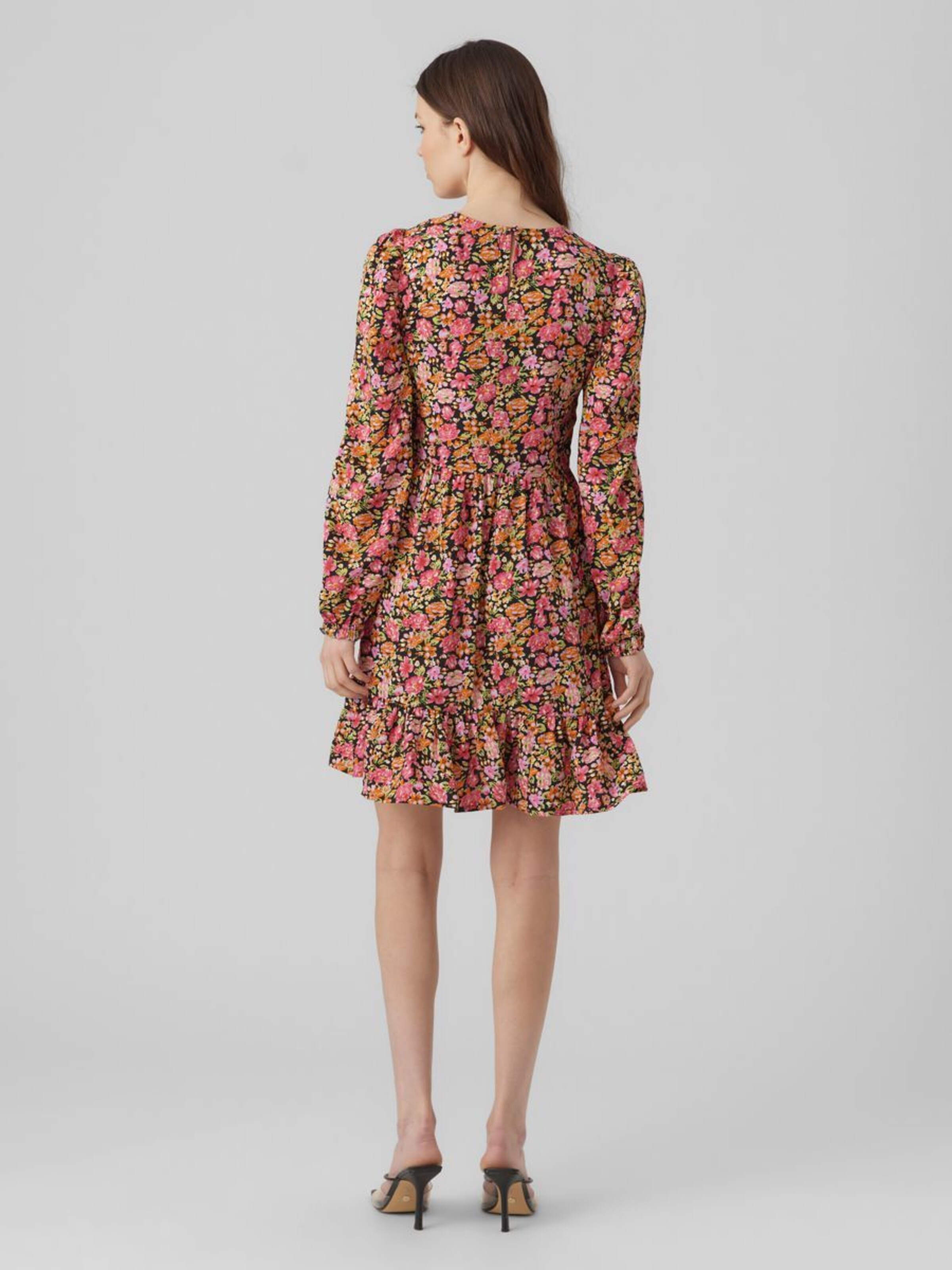 Robe MIA VERO MODA en Noir ABOUT YOU