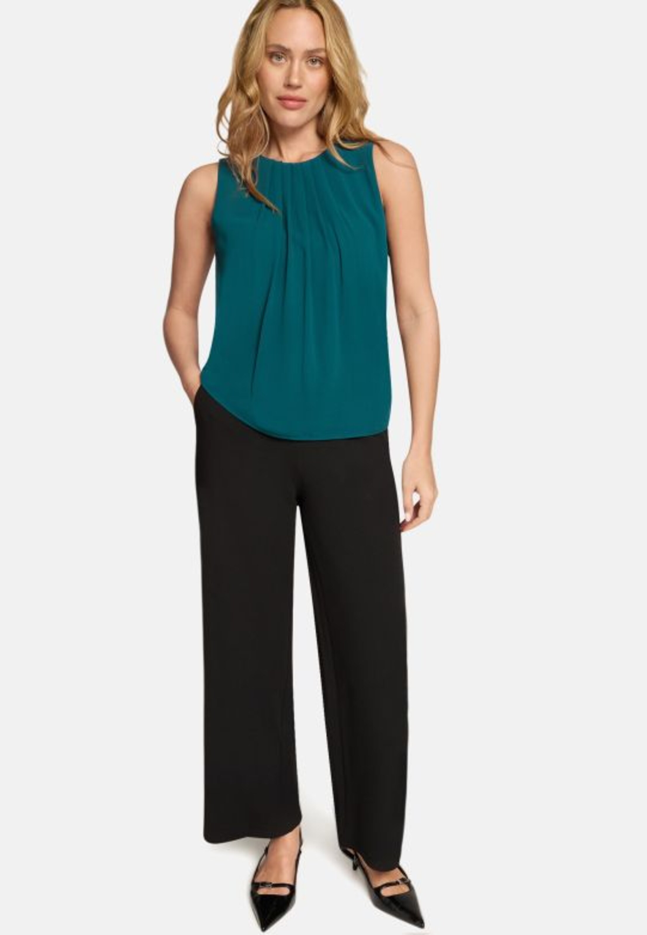 zero Blouse in Blauw: voorkant