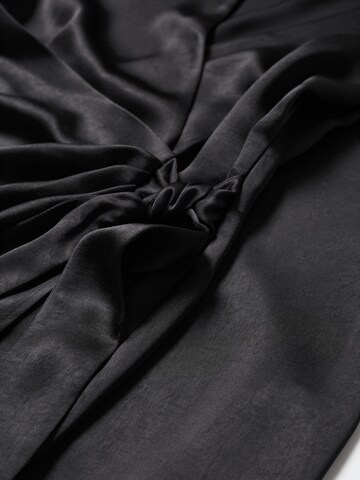 Robe 'Sabrina2' MANGO en noir