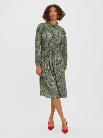 Robe-chemise 'LOTUS' VERO MODA en mélange de couleurs