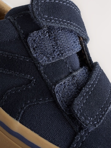Sneaker de la Next pe albastru