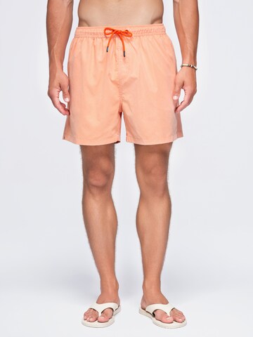 regular Pantaloni sportivi di Ombre in arancione: frontale