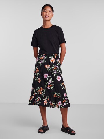 PIECES Skirt 'Adnana' in Black