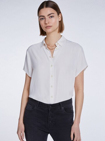 SET - Blusa en blanco