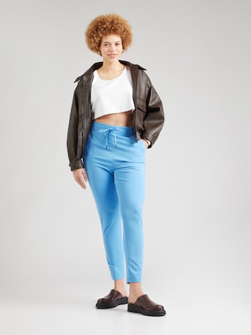 Tapered Pantaloni 'CARGOLDTRASH CLASSIC' di ONLY Carmakoma in blu