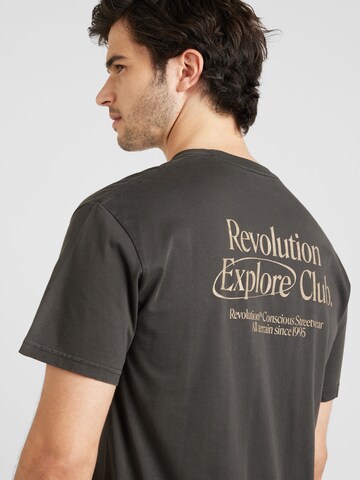 Revolution Bluser & t-shirts i sort