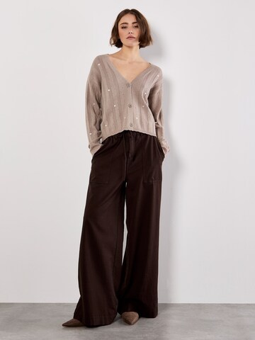Cardigan Apricot en marron