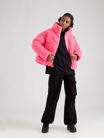 Nike Sportswear Jacke in Pink