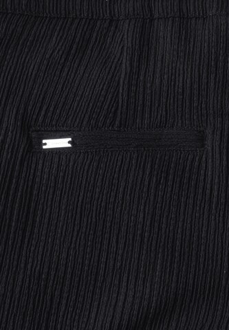 STREET ONE Loosefit Hose in Schwarz