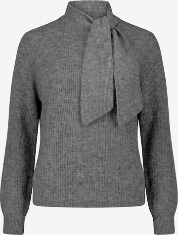 zero Pullover in Grau: Vorderseite