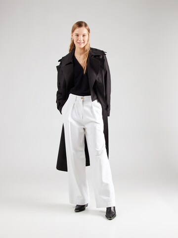 Pull-over 'OBJRADJA' OBJECT en noir