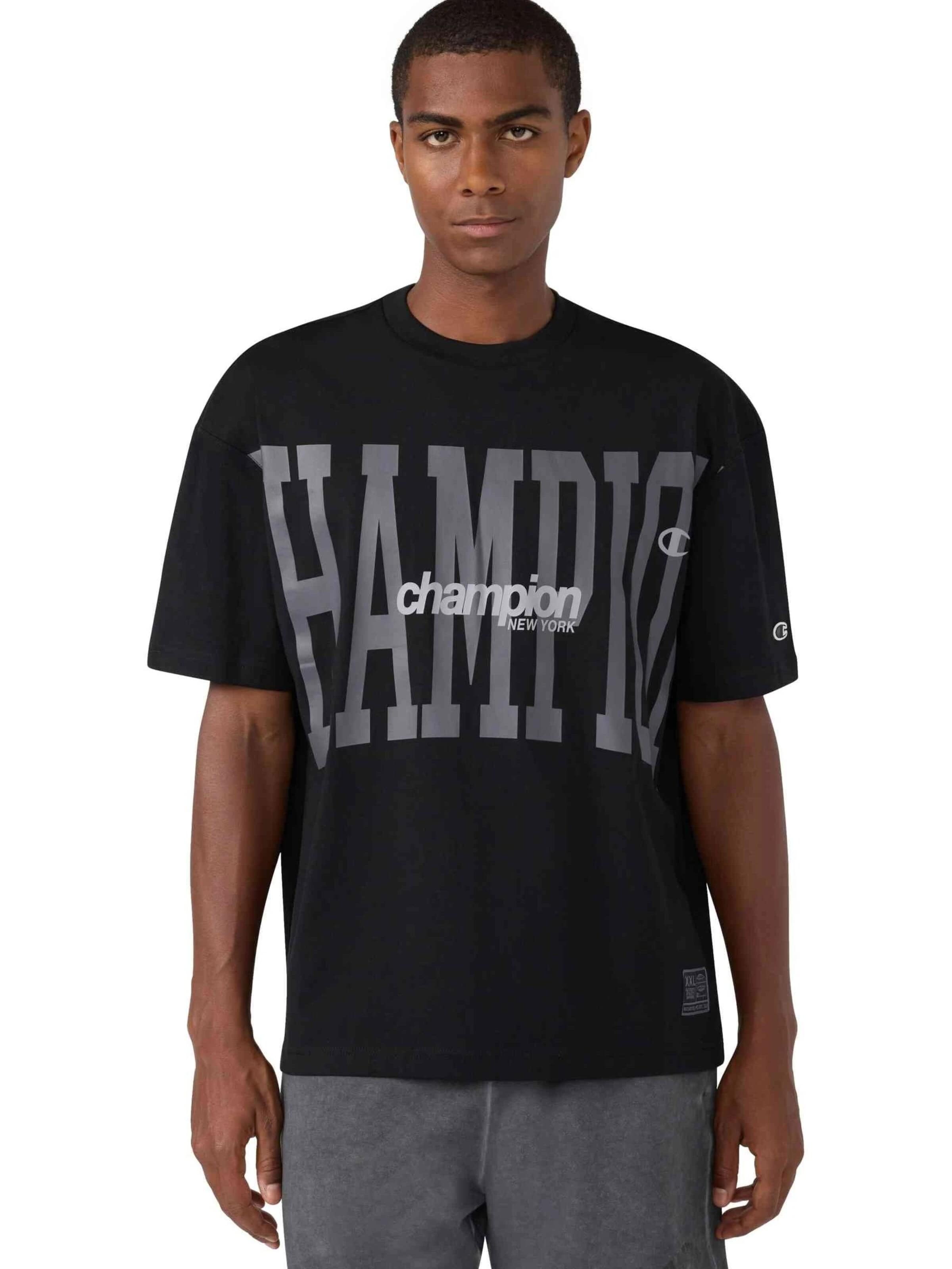 Champion -DO NOT USE- Shirt 'Camiseta champion negra maxi logo urban contemporary tee' in Black: front