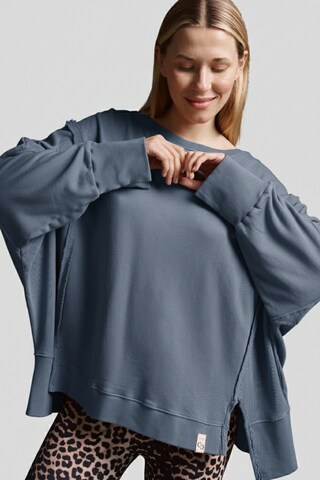 Cotton Candy Sweatshirt in Blau: Vorderseite