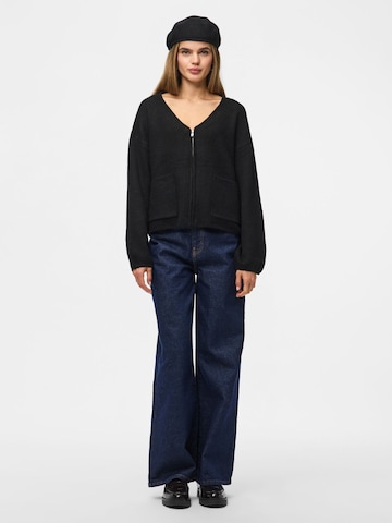 PIECES - Cárdigan 'PCJunna' en negro: frente