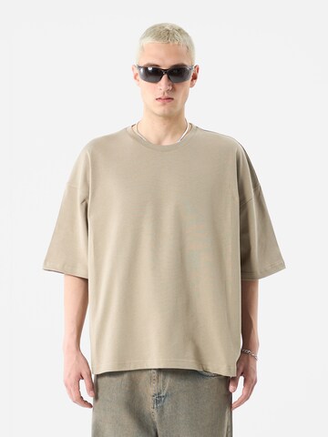T-Shirt 'Astilbe' VAMOS CLO en beige : devant
