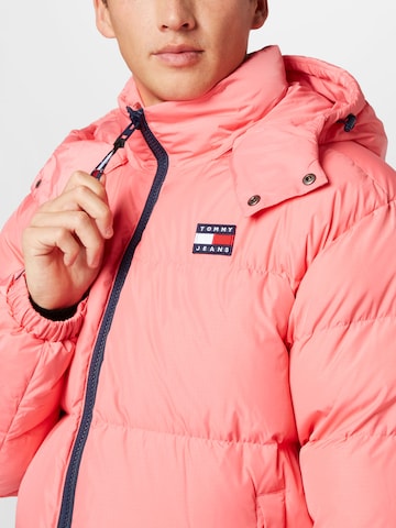 Tommy Jeans - Casaco de inverno 'Alaska' em rosa