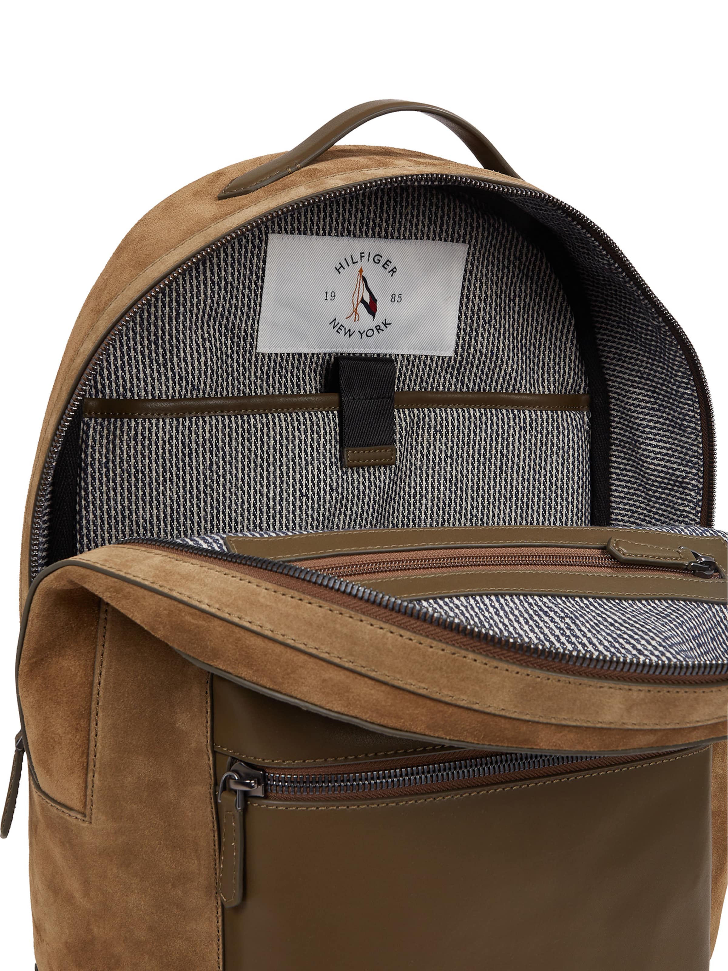 TOMMY HILFIGER Рюкзак в Зеленый: спереди