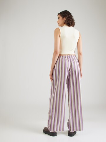 TOPSHOP Wide Leg Hose in Lila