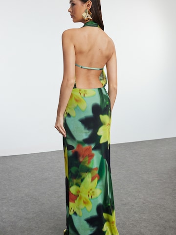 Robe de soirée Trendyol en vert