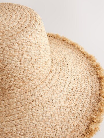 Next Hoed in Beige